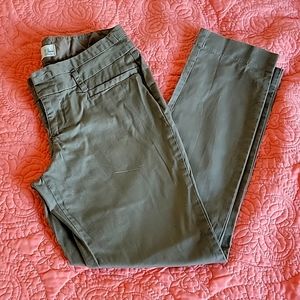 Olive Capri Khakis